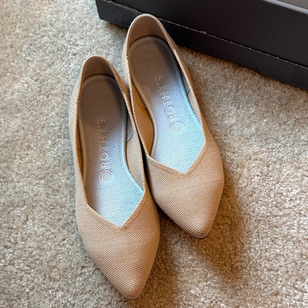 Rothy's Women's Beige Pointed Flats